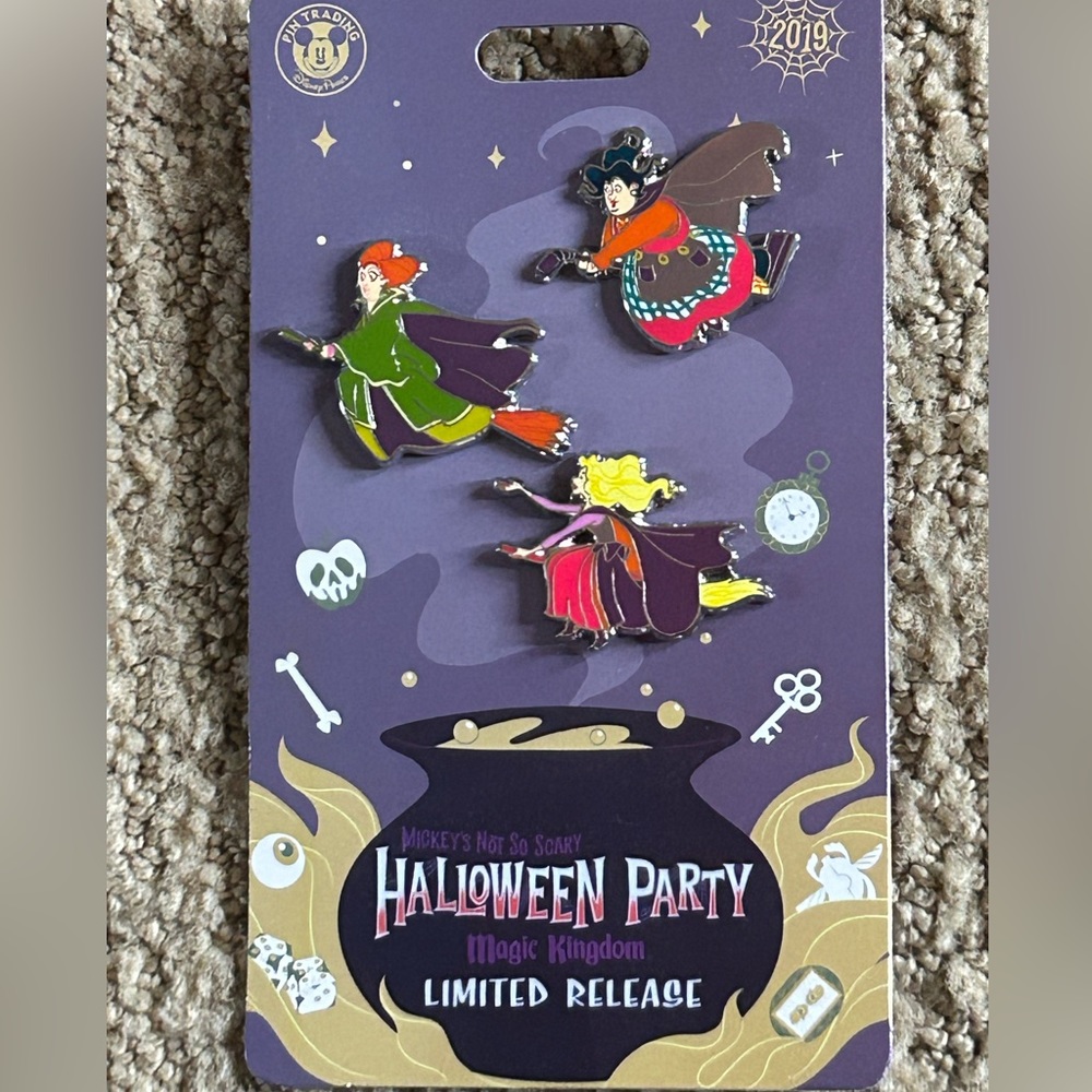 Hocus Pocus pin set - from Mickeys Not So Scary Halloween Party